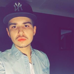 Meet your Posher, Damon